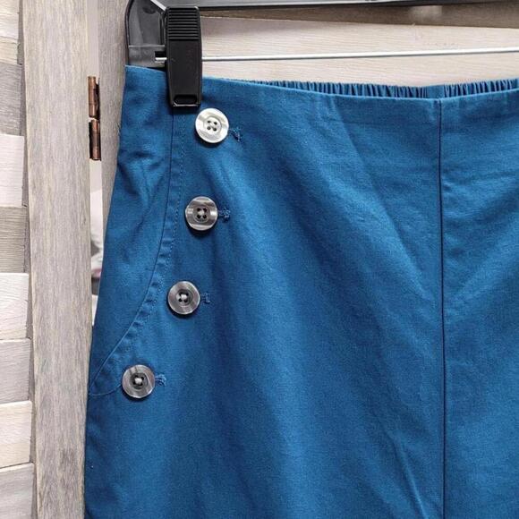 Teal High-Waisted Trousers with Button Detail | House of Aama | Small - Picture 4 of 12